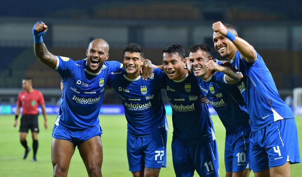 Reaksi Pelatih Persib terhadap Kritikan Netizen untuk Mailson Lima