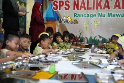 Program Makan Bergizi Gratis Dimulai di Bogor, Orang Tua ABK Sambut Positif