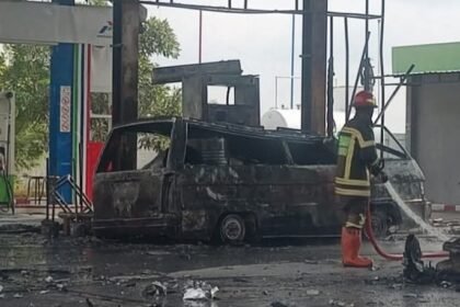 Kebakaran Melanda SPBU Cuplik Sukoharjo, Satu Unit Mobil Ludes