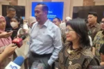 Wakil Menteri Pendidikan Tinggi, Sains, dan Teknologi (Wamendiktisaintek) Fauzan (kiri) dan Stella Christie (kanan) usai kegiatan Taklimat Media di Kantor Kemdiktisaintek. (ANTARA)