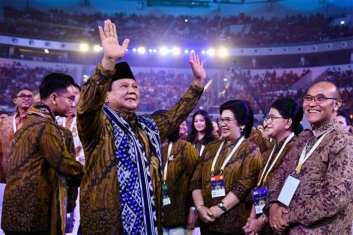Gebrakan Ekonomi 3 Bulan Prabowo-Gibran: PPN 12 Persen, Hapus Piutang hingga MBG