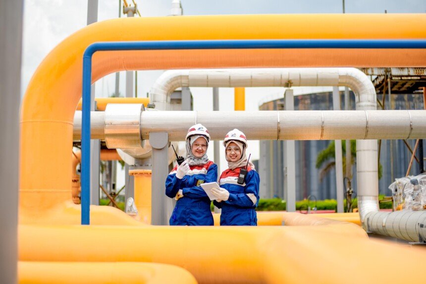 Pertamina Tingkatkan Manfaat untuk Masyarakat, Lingkungan, dan Ekonomi Melalui Program TJSL 2 Pertamina Tingkatkan Manfaat untuk Masyarakat, Lingkungan, dan Ekonomi Melalui Program TJSL