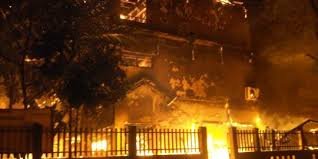 Rumah di Kemayoran Diamuk Si Jago Merah, 9 Mobil Pemadam Dikerahkan