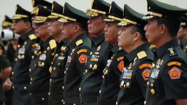 Kasum TNI Terima Laporan Kenaikan Pangkat 97 Pati TNI dan Pimpin Sertijab di Mabes TNI