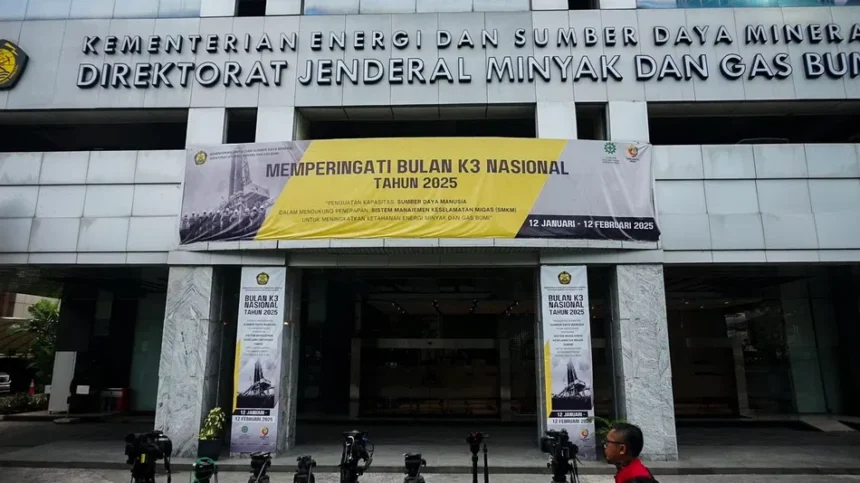 Dirjen Migas Dinonaktifkan Setelah Kejagung Geledah Kantor Ditjen Migas