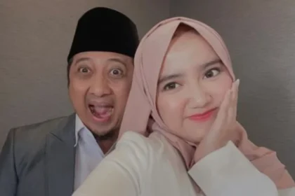 Wirda Mansur, bersama ayahnya Ustaz Yusuf Mansur (Instagram)