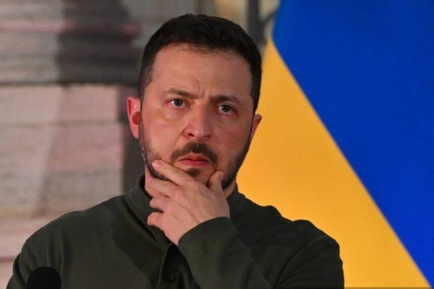 Presiden Ukraina Volodymyr Zelensky Siap Mundur, Asal...