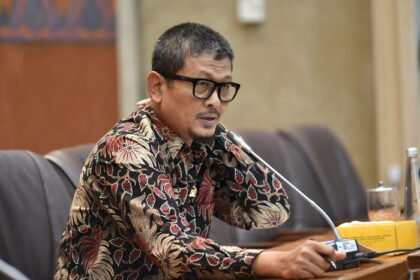 DPR Ingatkan Investasi Danantara Harus Transparan dan Berdasarkan Kajian Ekonomi