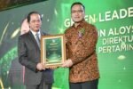 Dirut Pertamina Raih Green Leadership Utama dari Kementerian Lingkungan Hidup