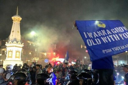 Suporter PSIM Merayakan Gelar Juara Liga 2 (Dok. Istimewa)