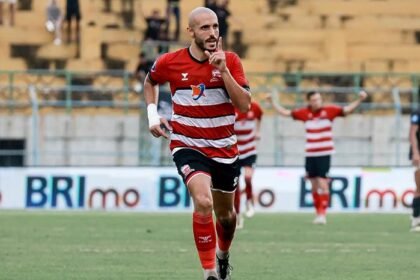 Hasil Liga I Babak Pertama Madura United vs Dewa United, 2-0: Duel Sengit di Laga Krusial