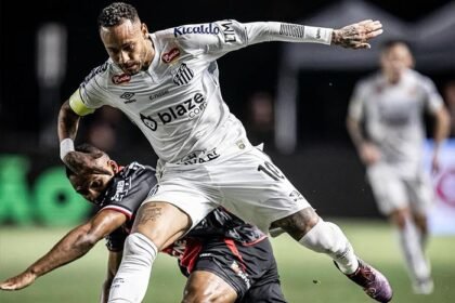 Kembali ke Santos, Laga Berakhir Imbang 1-1, Neymar: Belum 100 Persen