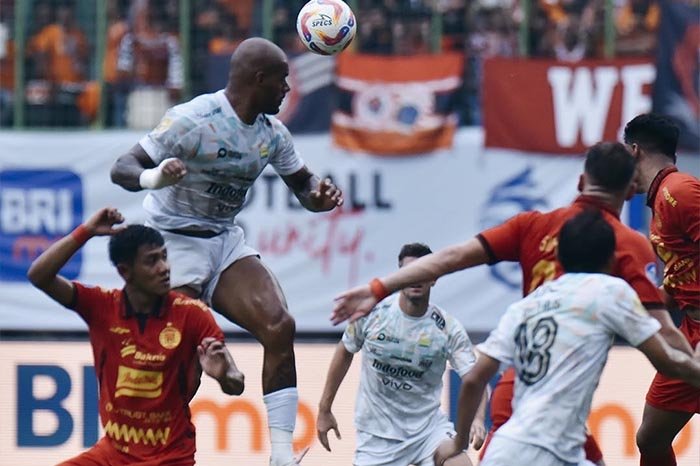 Duel Sengit Persija vs Persib Berakhir 2-2, Macan Kemayoran Gagal Naik Dua Tangga