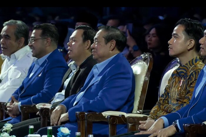 Presiden Prabowo Soal Hubungan dengan SBY dan Jokowi: Saya Minta Masukan dari yang Berpengalaman 2 Presiden Prabowo Soal Hubungan dengan SBY dan Jokowi: Saya Minta Masukan dari yang Berpengalaman