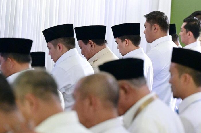 Presiden Prabowo Salat Jumat di Tenda Ibadah Retret Kepala Daerah Magelang