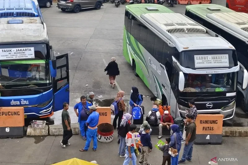 Pemudik di Terminal Kampung Rambutan (ANTARA)