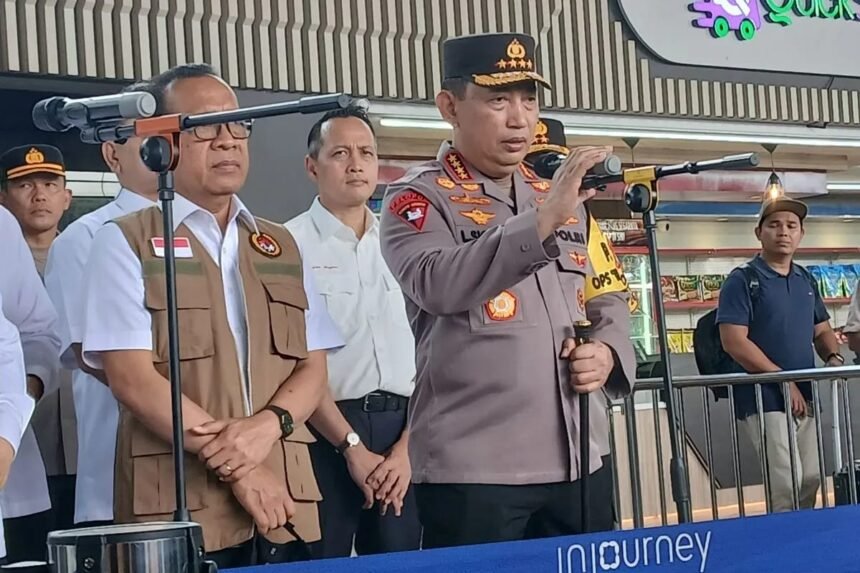 Kapolri Pastikan Pelayanan Transportasi Udara di Bandara Soetta Berjalan Lancar