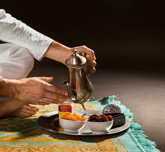 Ilustrasi buka puasa (Dok. Freepik)