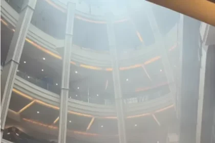 Kebakaran Terjadi di Mal Pacific Place Jakarta Selatan, Pengunjung Berhamburan