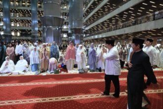 Presiden Prabowo Salat Idulfitri di Istiqlal, Warga Sambut Antusias