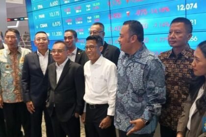 Dasco dan Pimpinan Komisi XI Sambangi BEI Jakarta Saat IHSG Terpuruk