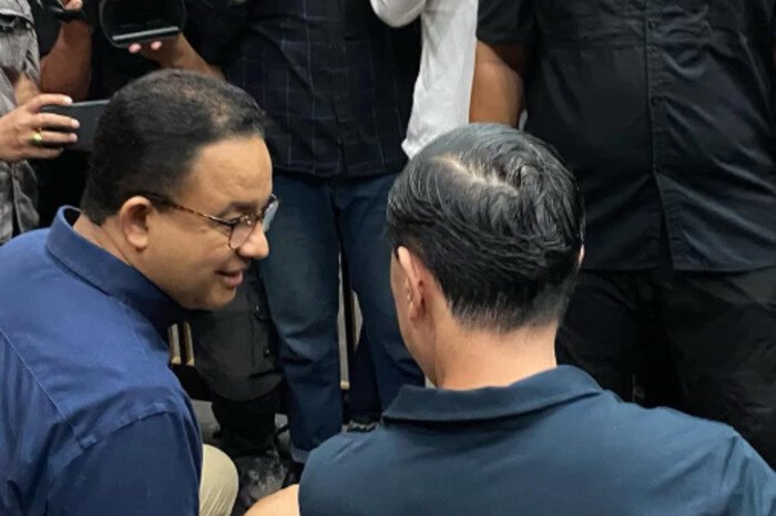 Anies Baswedan Dampingi Tom Lembong di Sidang Perdana: Serukan Keadilan dan Hakim Objektif