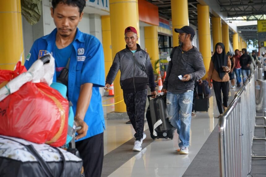 Pelindo Prediksi Arus Mudik Lebaran 2025 Naik 10 Persen