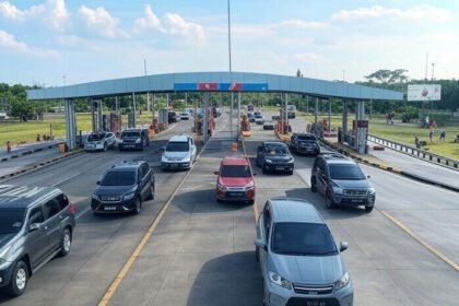 Ribuan Kendaraan Serbu Jakarta, Arus Mudik di Hari Kedua Membludak!