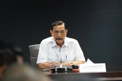 Luhut Yakinkan RUU TNI Tak Ganggu Stabilitasi Ekonomi Nasional