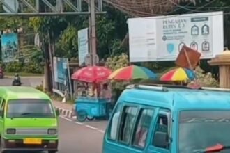 Angkot di Puncak, Bogor. (RRI)