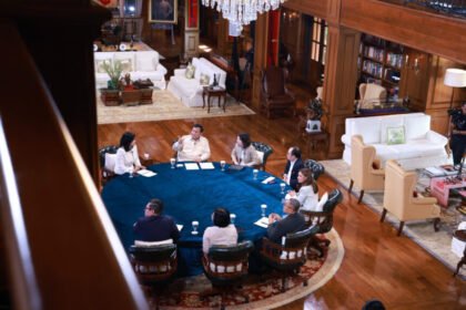 Presiden Prabowo, saat dialog bersama para jurnalis senior dalam program Presiden Prabowo Menjawab (Dok. Istimewa)