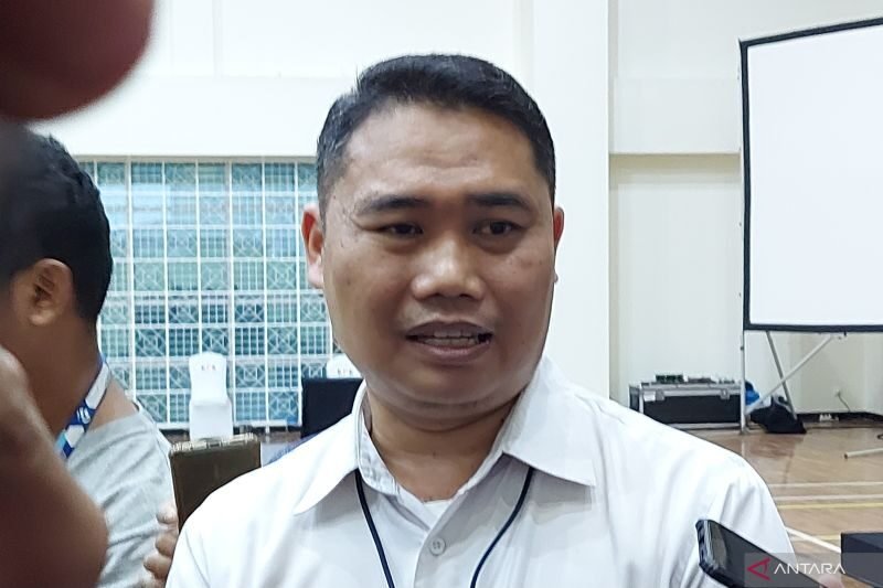 Direktur Penyidikan KPK, Asep Guntur, mengungkapkan proses penyidikan berjalan secara bertahap dan teliti. Tim KPK ingin mendapatkan informasi utuh dari para saksi sebelum menjadwalkan pemeriksaan terhadap Ridwan Kamil, mengingat perannya diduga berada dalam lapisan belakang kasus.