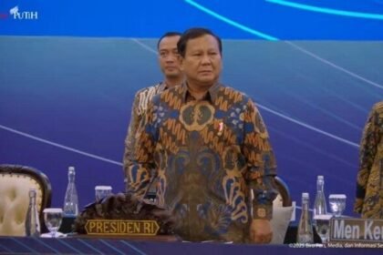 Presiden Prabowo di Sarasehan Ekonomi, Selasa (8/4) (Tangkapan Layar YouTube Sekretariat Presiden)