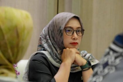 Wakil Ketua Komisi IX DPR RI, Nihayatul Wafiroh marah atas peristiwa dugaan pelecehan seksual yang dilakukan seorang dokter kandungan saat melakukan pemeriksaan USG di Kabupaten Garut, Jawa Barat.