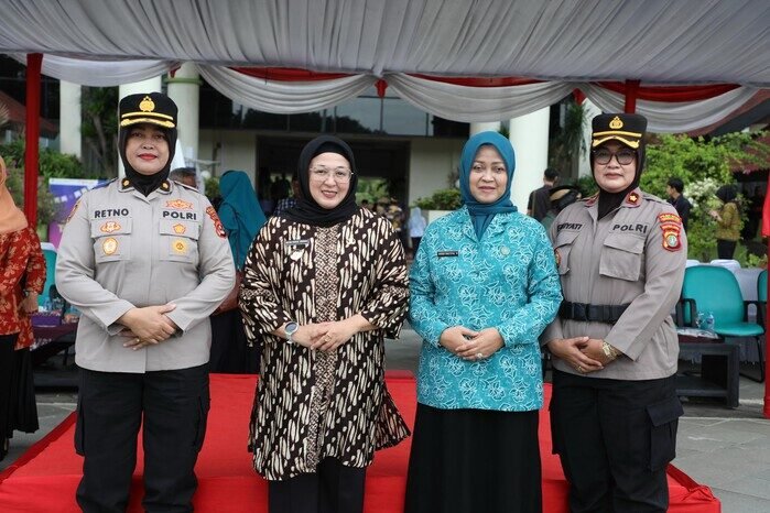 Wabup Intan Berharap Lebih Banyak Perempuan Jadi Agen Perubahan dan Berkontribusi untuk Pembangunan 3 Wabup Intan Berharap Lebih Banyak Perempuan Jadi Agen Perubahan dan Berkontribusi untuk Pembangunan