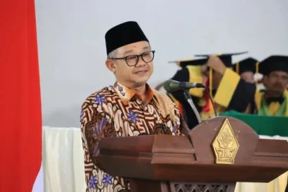 Abdul Mu’ti membeberkan rencana pengembalian sistem penjurusan di SMA sebagai bentuk adaptasi terhadap Tes Kemampuan Akademik dalam penerimaan mahasiswa baru.