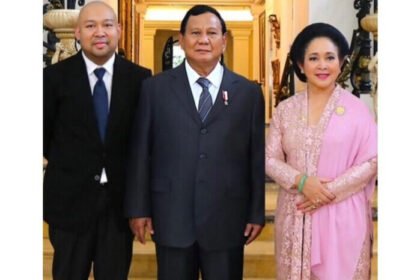 Presiden Prabowo ucap singkat ultah ke Titiek, namun unggah foto lawas yang bikin public baper!