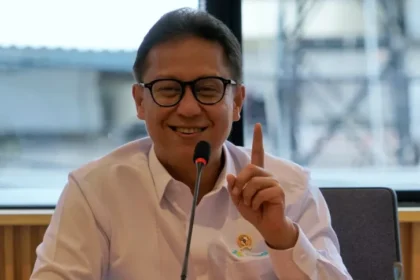 Gaji Rp15 Juta Jadi Kunci Sehat dan Pintar? Menkes Ungkap Alasannya!