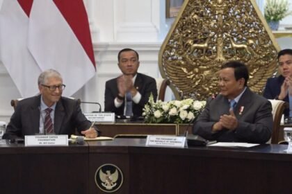 Prabowo akan Beri Bintang Kehormatan untuk Bill Gates: “Jasanya untuk Kemanusiaan Luar Biasa”