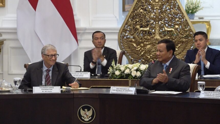 Prabowo akan Beri Bintang Kehormatan untuk Bill Gates: “Jasanya untuk Kemanusiaan Luar Biasa”