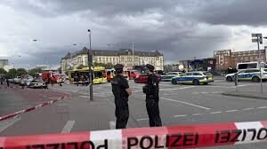 Penikaman Massal di Stasiun Hamburg 17 Orang Terluka, Pelaku Berhasil Diringkus