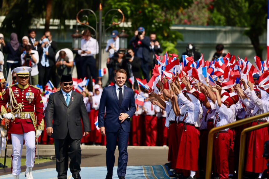 Presiden Prabowo dan Presiden Prancis, Emmanuel Macron (Dok. Istimewa)