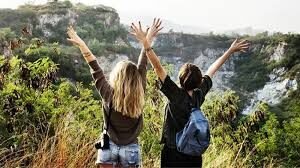 Rencana Libur Panjang Mei 2025 Tanpa Bikin Dompet Boncos, Gen Z Wajib Tahu!