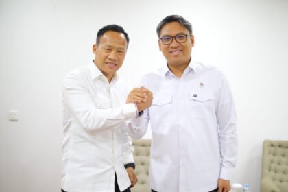Wamentan Sudaryono dan Petinju Dunia Daud Yordan (Dok. Istimewa)