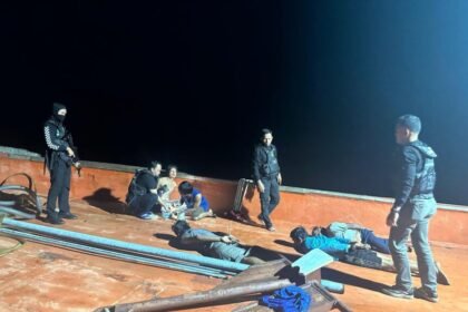 TNI AL Tangkap Kapal Ikan Asing Tanpa Dokumen di Selat Durian