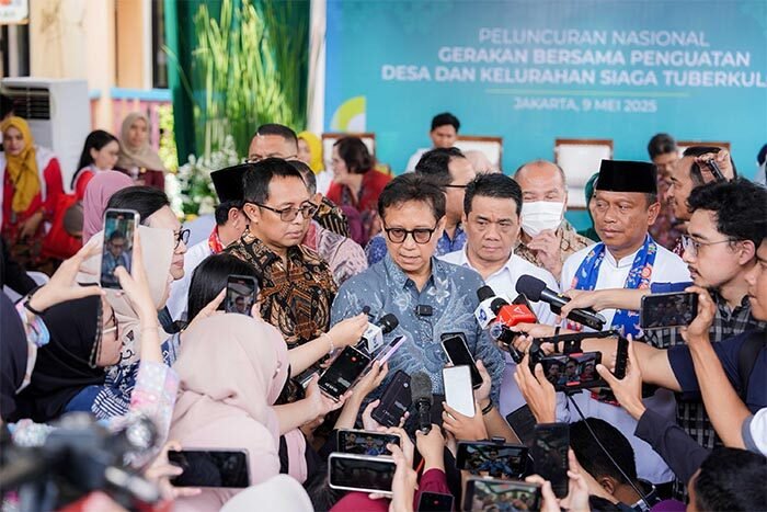 Menteri Kesehatan Budi Gunadi Sadikin menegaskan bahwa Indonesia bukan kelinci percobaan dalam pengembangan vaksin Tuberkulosis (TBC).