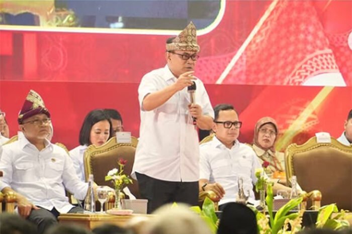 Koperasi Merah Putih bakal distribusikan sembako, LPG, pupuk, hingga layanan kesehatan langsung ke desa.