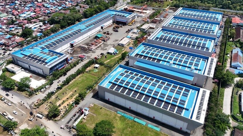 Dorong Operasional Ramah Lingkungan, Pertamina Resmikan PLTS Atap Terbesarnya 2 Dorong Operasional Ramah Lingkungan, Pertamina Resmikan PLTS Atap Terbesarnya