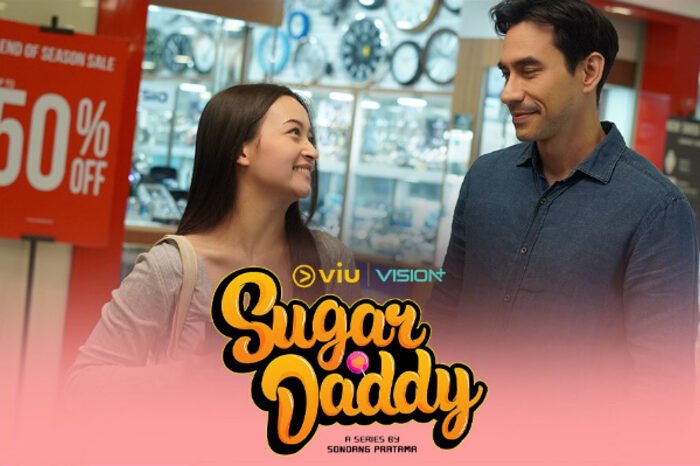 Darius Sinathrya dan Megan Domani membintangi serial Sugar Daddy, menggambarkan kisah cinta tak biasa antara dua individu dari latar belakang berbeda.