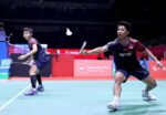 Pasangan ganda campuran Indonesia, Dejan Ferdinansyah dan Siti Fadia Silva Ramadhanti, membuka hasil positif 9 wakil Indonesia di babak 16 besar Malaysia Masters 2025, menang atas unggulan keempat dari China.
